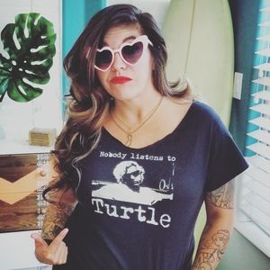 Meet your Posher, Angela